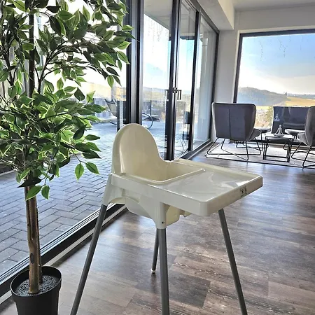 アパート Mit Grosser Terrasse Und Stadtview バート・ベルレブルク