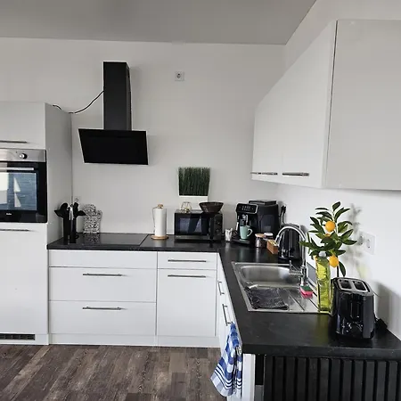 Mit Grosser Terrasse Und Stadtview バート・ベルレブルク