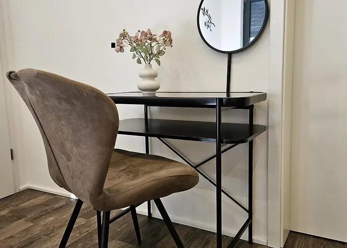 Lägenhet Mit Grosser Terrasse Und Stadtview *