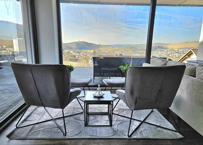 Mit Grosser Terrasse Und Stadtview شقة *