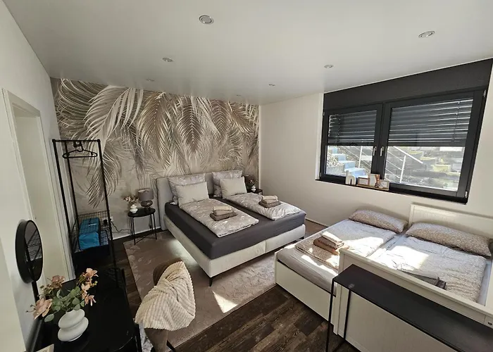 Mit Grosser Terrasse Und Stadtview *