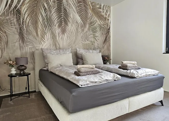 Mit Grosser Terrasse Und Stadtview *