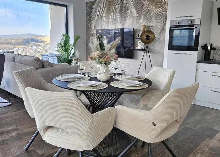 Mit Grosser Terrasse Und Stadtview شقة *