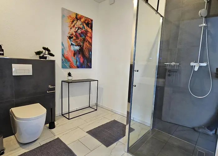 Mit Grosser Terrasse Und Stadtview شقة *